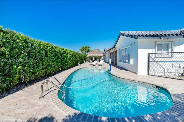 $5,200 | 1820 Southwest 140th Place, Miami, FL 33175