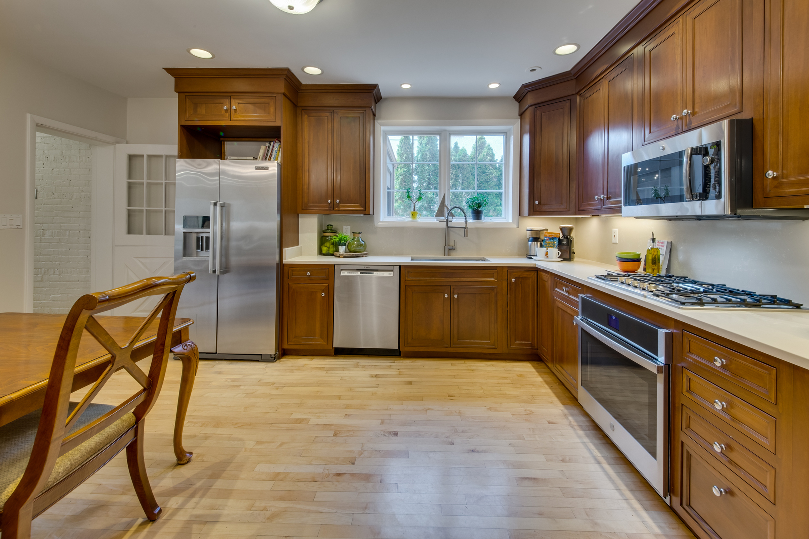 550 Meadow Road Winnetka, IL 60093 - Photo 18 of 53