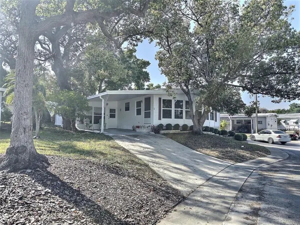 $2,800 | 46 Palm Forest Drive, Largo, FL 33770