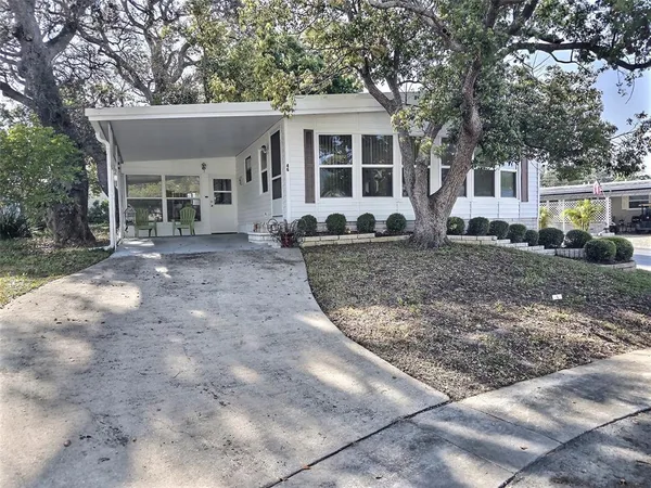 $2,800 | 46 Palm Forest Drive, Largo, FL 33770