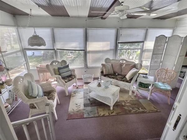 $2,800 | 46 Palm Forest Drive, Largo, FL 33770