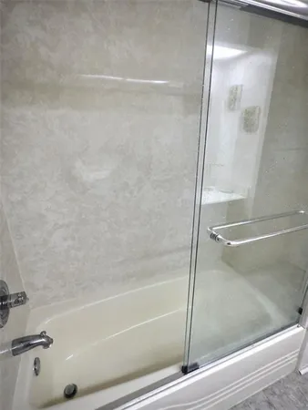 $2,800 | 46 Palm Forest Drive, Largo, FL 33770