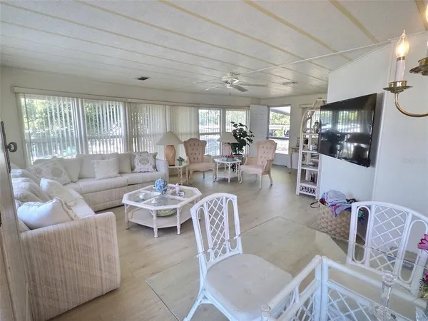 $2,800 | 46 Palm Forest Drive, Largo, FL 33770