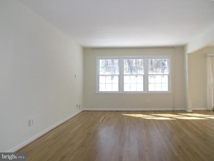 11051 Ring Road Reston, VA 20190 - Photo 7 of 28 Living Room