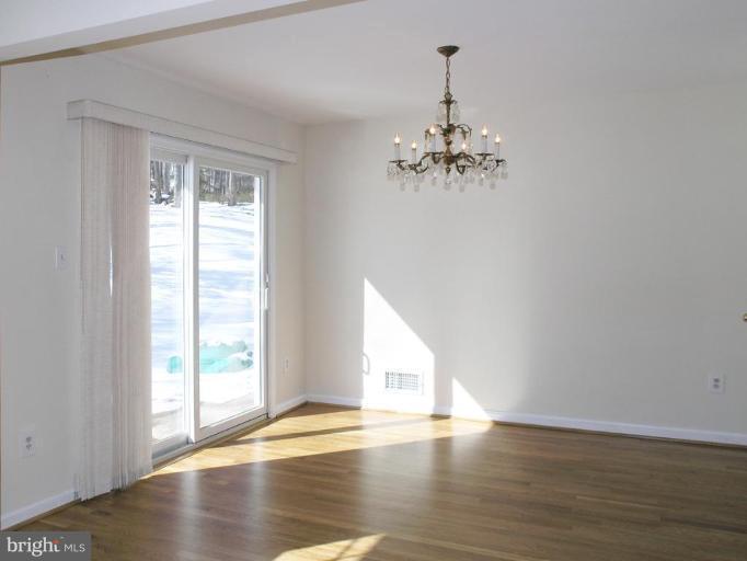 11051 Ring Road Reston, VA 20190 - Photo 8 of 28 Dining Room
