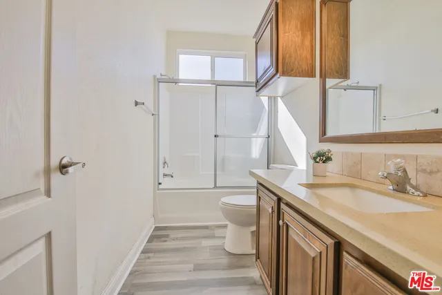 $599,000 | 3595 Santa Fe Avenue, Unit 115, Long Beach, CA 90810