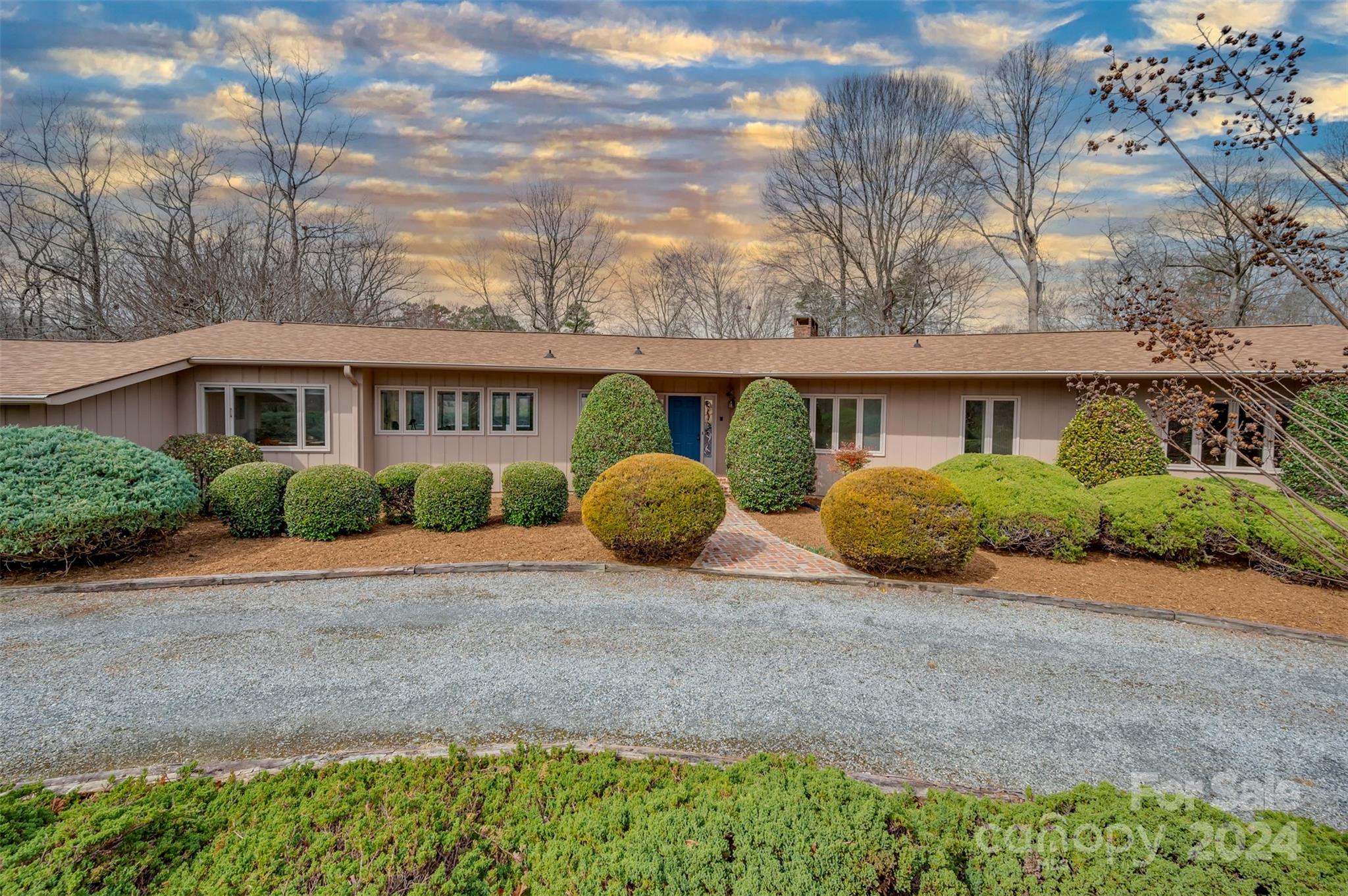 433 Winterset Trail Tryon, NC 28782 - Photo 1 of 31 Gallery Image 1