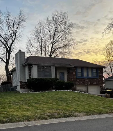 $260,000 | 5212 Northwest Downing Street, Blue Springs, MO 64015