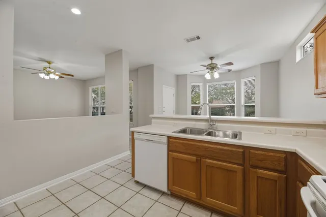 $1,895 | 121 Coreopsis Way, Georgetown, TX 78633