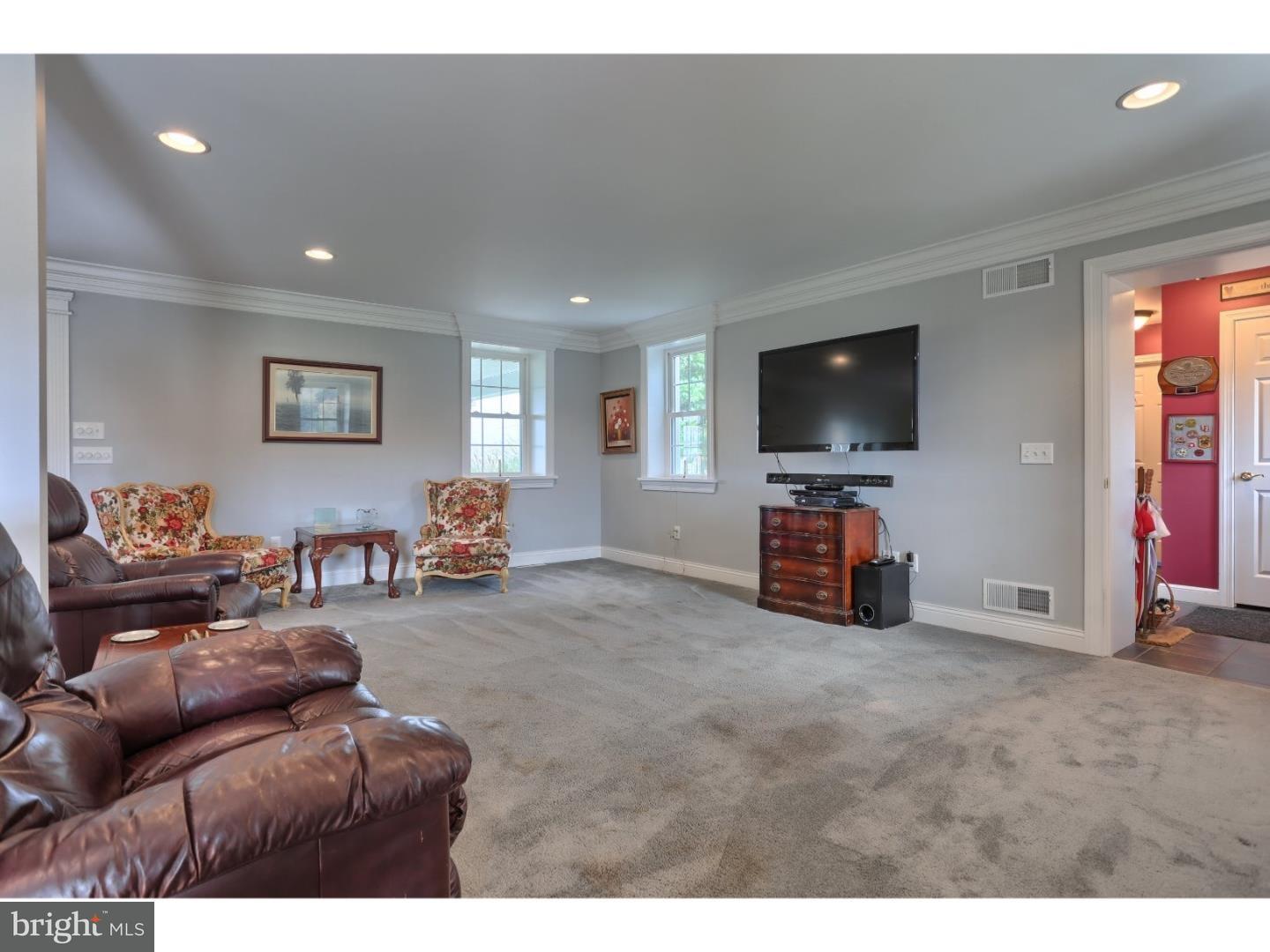 566 Mt Wilson Road Lebanon, PA 17042 - Photo 4 of 25 Gallery Image 4