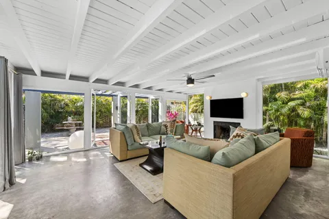 $550,000 | 1500 Southwest 13th Court, Fort Lauderdale, FL 33312