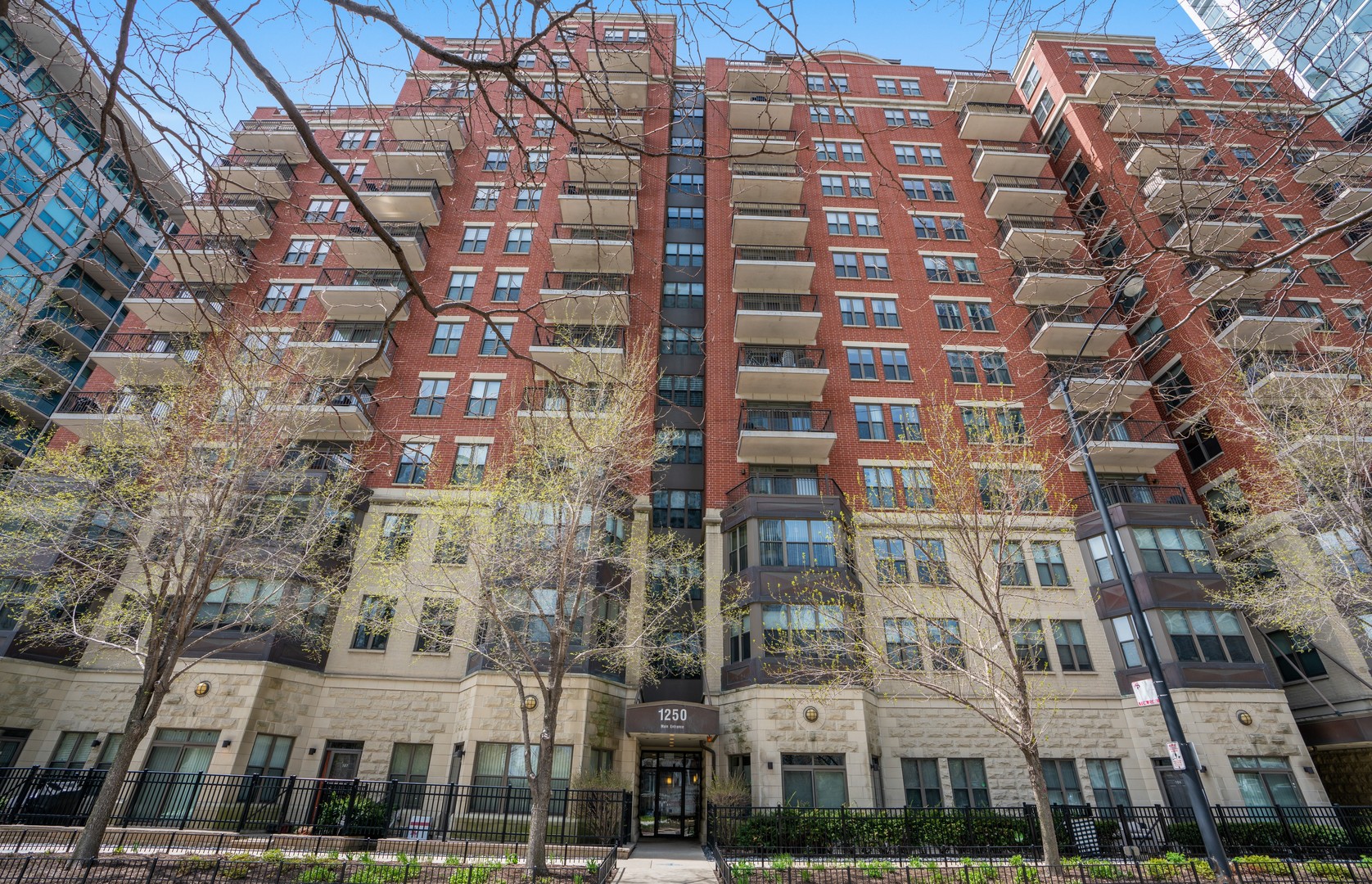 1250 South Indiana Avenue, Unit 101 Chicago, IL 60605 - Photo 1 of 16 front view of a building