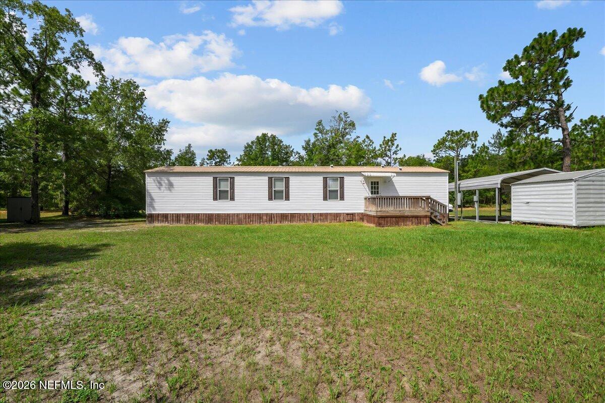 174 Union Avenue Interlachen, FL 32148 - Photo 6 of 25 05-JWLeeMedia6642