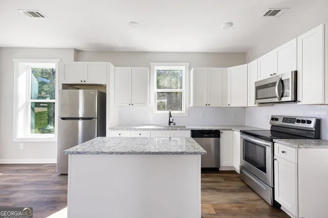 $2,000 | 205 Pinecrest Road, Cedartown, GA 30125