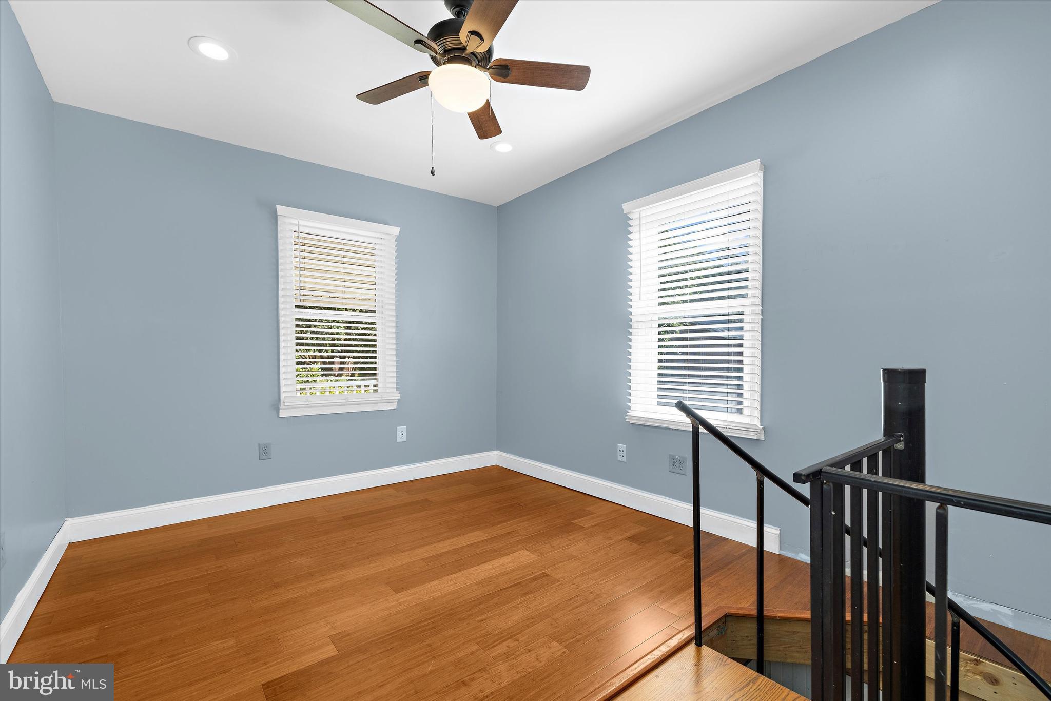 619 Riverside Drive Pasadena, MD 21122 - Photo 30 of 84 a view of an empty room with a window
