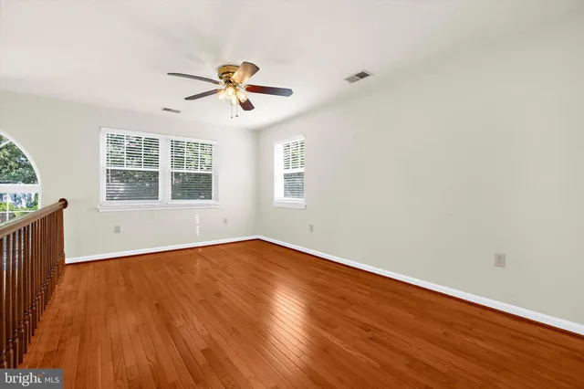 a view of a storage & utility room with washer and dryer