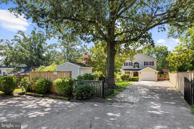 $850,000 | 619 Riverside Drive, Pasadena, MD 21122