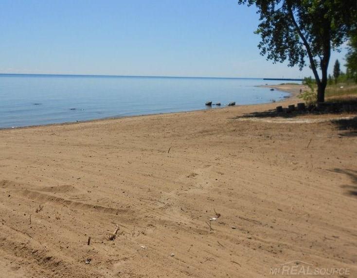 260 North Lakeshore Road Port Sanilac, MI 48469 - Photo 2 of 23