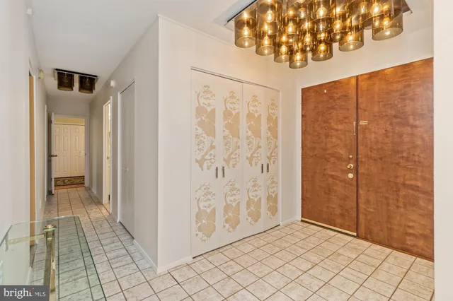 an empty room with mirror