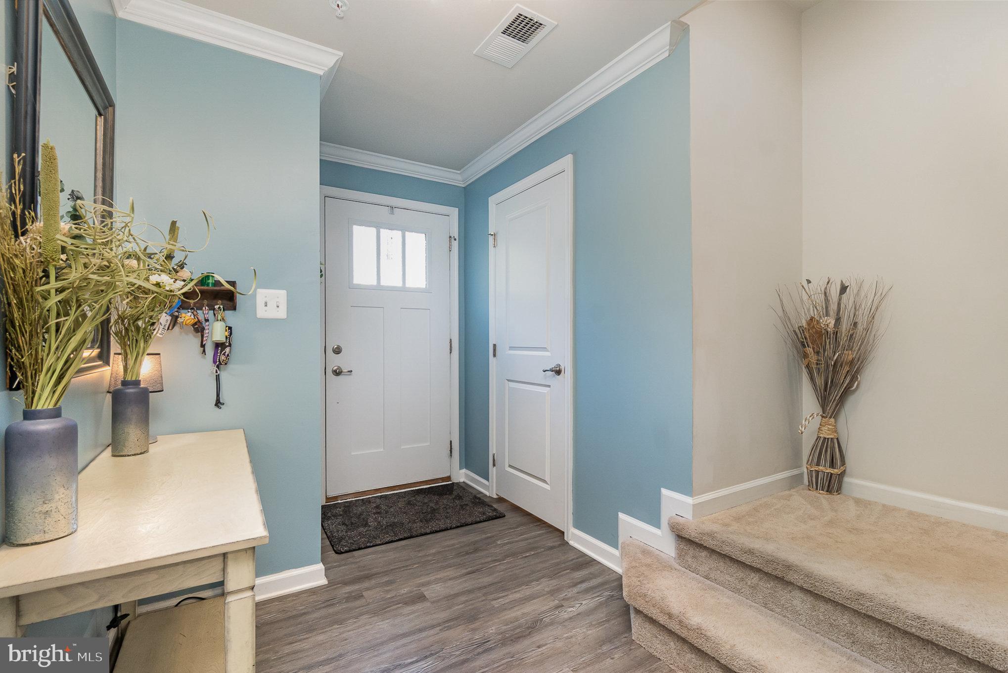 2903 Shaws Road Sparrows Point, MD 21219 - Photo 4 of 43 Foyer
