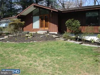 619 Broad Acres Road Narberth, PA 19072 - Photo 1 of 12 Exterior Front