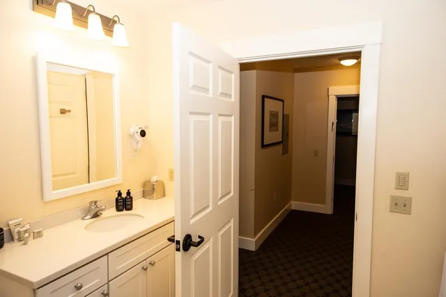 $105,000 | 246-248 Qtr I Jackson Gore Inn, Ludlow, VT 05149