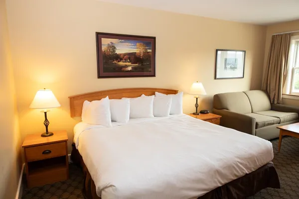 $105,000 | 246-248 Qtr I Jackson Gore Inn, Ludlow, VT 05149