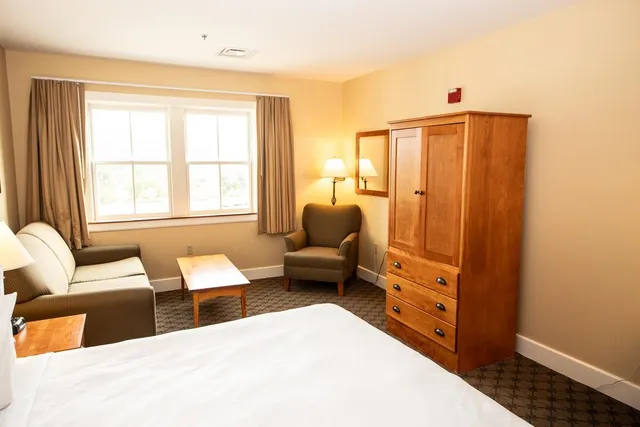 $105,000 | 246-248 Qtr I Jackson Gore Inn, Ludlow, VT 05149