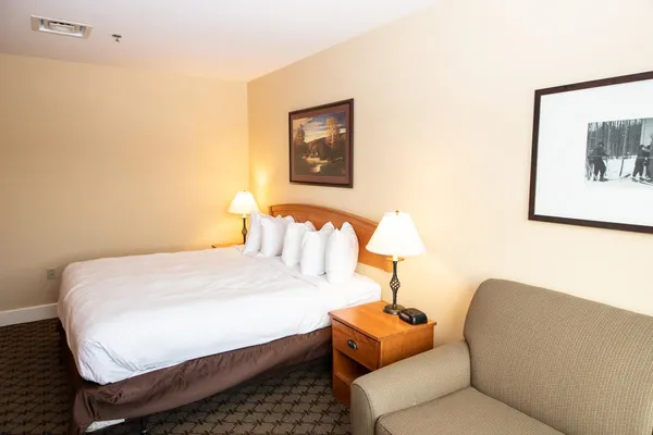 $105,000 | 246-248 Qtr I Jackson Gore Inn, Ludlow, VT 05149