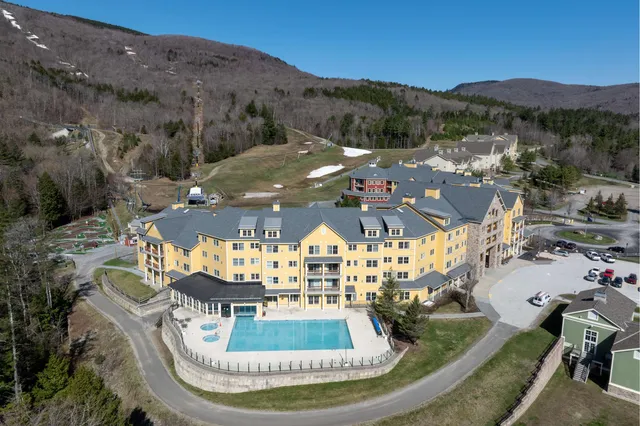 $105,000 | 246-248 Qtr I Jackson Gore Inn, Ludlow, VT 05149
