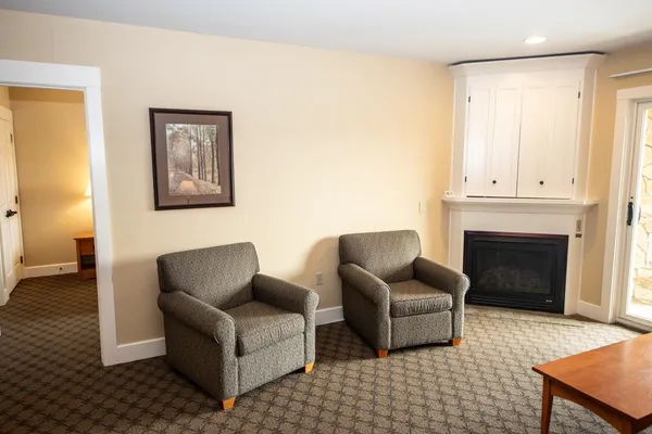 $105,000 | 246-248 Qtr I Jackson Gore Inn, Ludlow, VT 05149