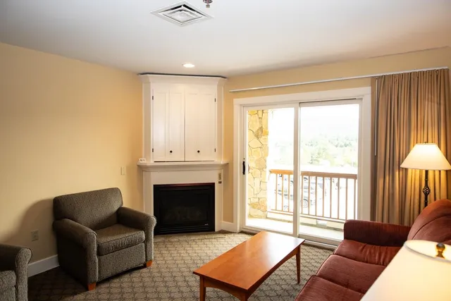 $105,000 | 246-248 Qtr I Jackson Gore Inn, Ludlow, VT 05149