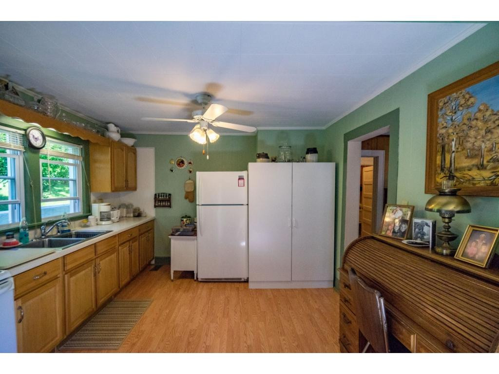 124 Loveless Road Elizabethton, TN 37643 - Photo 9 of 36 Photo 9