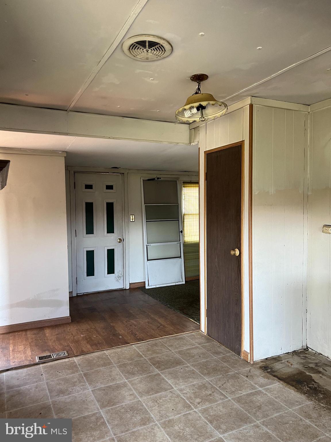 11161 Short Cut Road Felton, PA 17322 - Photo 8 of 22