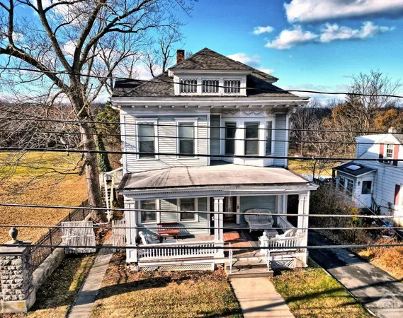 $850,000 | 49-51 Worth Avenue, Hudson, NY 12534