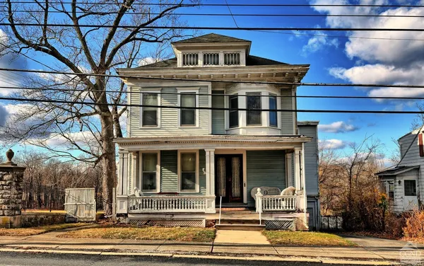 $850,000 | 49-51 Worth Avenue, Hudson, NY 12534