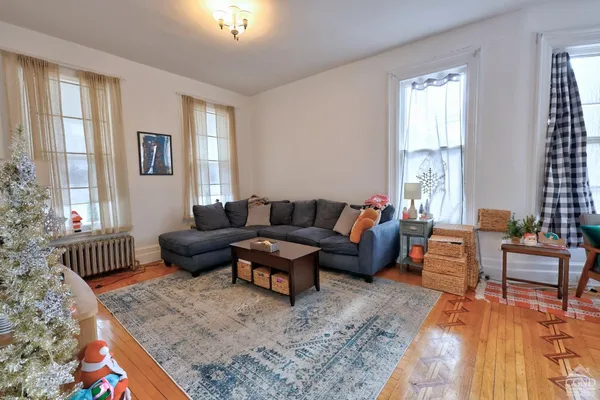 $850,000 | 49-51 Worth Avenue, Hudson, NY 12534