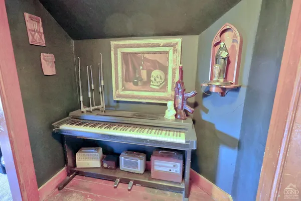 $850,000 | 49-51 Worth Avenue, Hudson, NY 12534