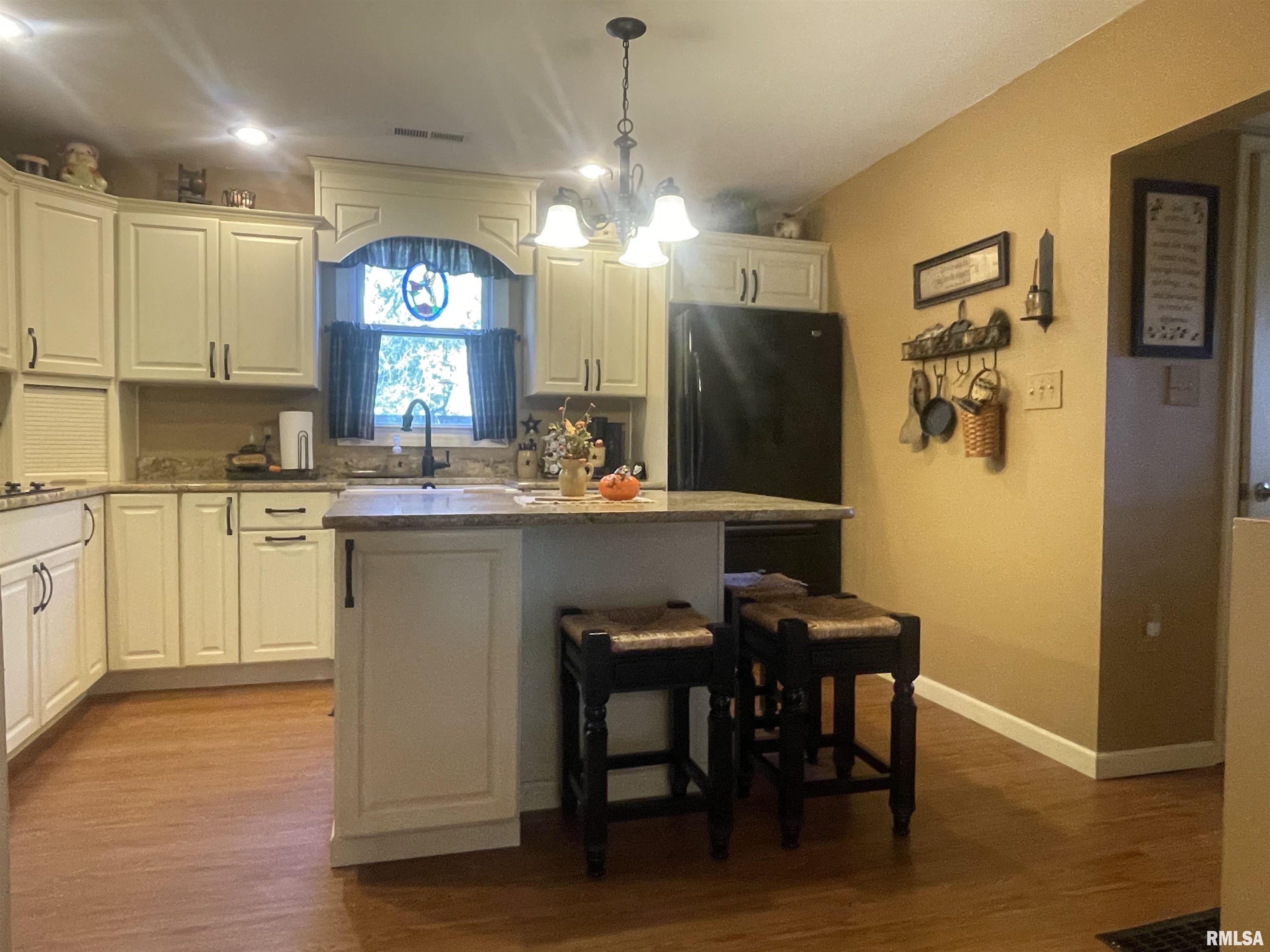 1669 Mt Joy Road Murphysboro, IL 62966 - Photo 11 of 36 Gallery Image 11
