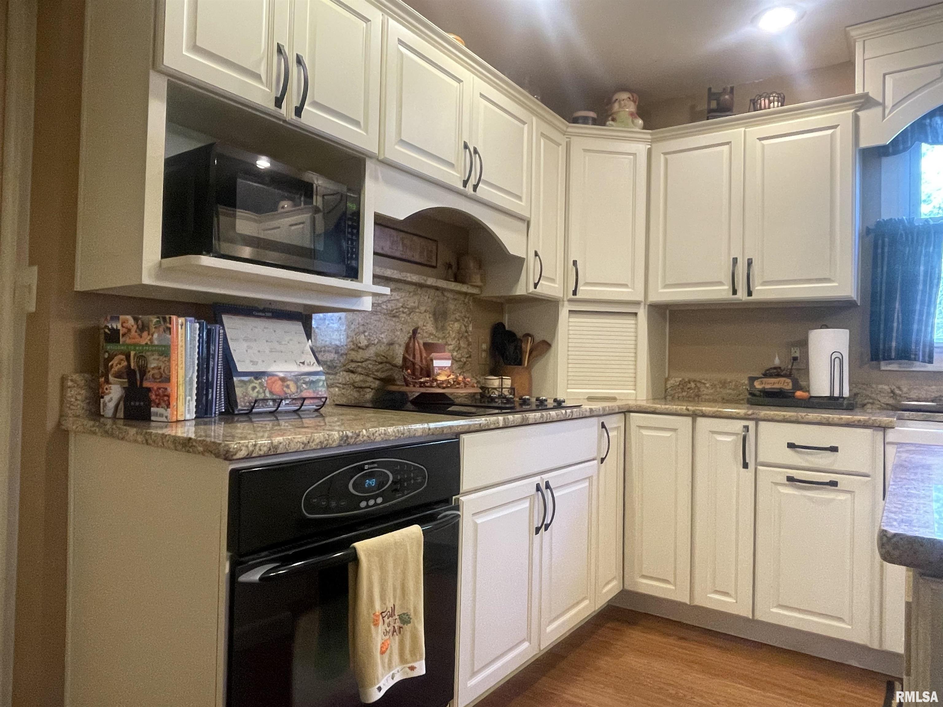 1669 Mt Joy Road Murphysboro, IL 62966 - Photo 8 of 36 Gallery Image 8
