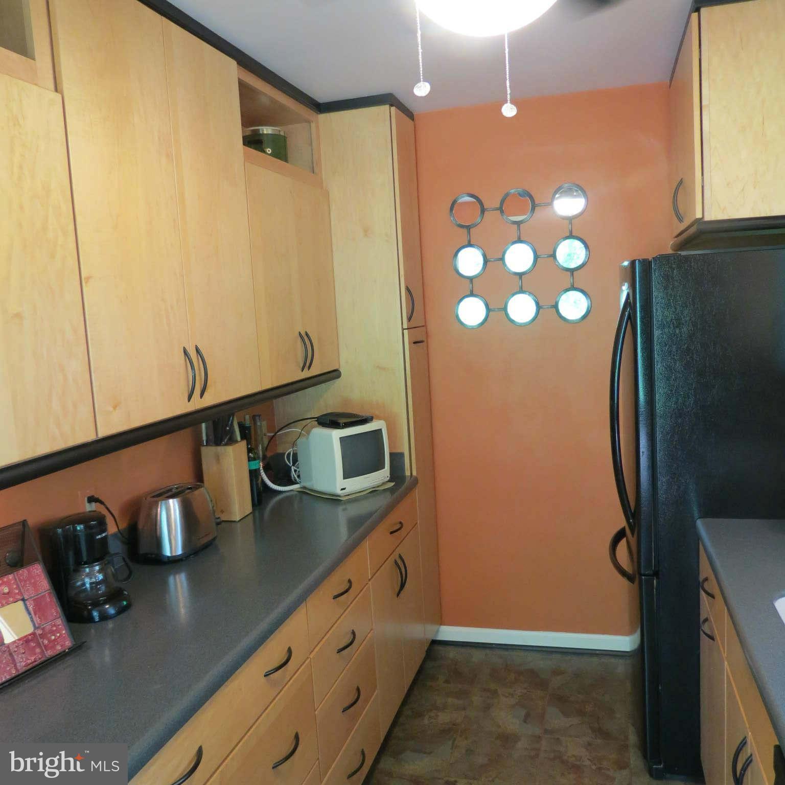 12713 Helen Road Silver Spring, MD 20906 - Photo 12 of 25 Kitchen