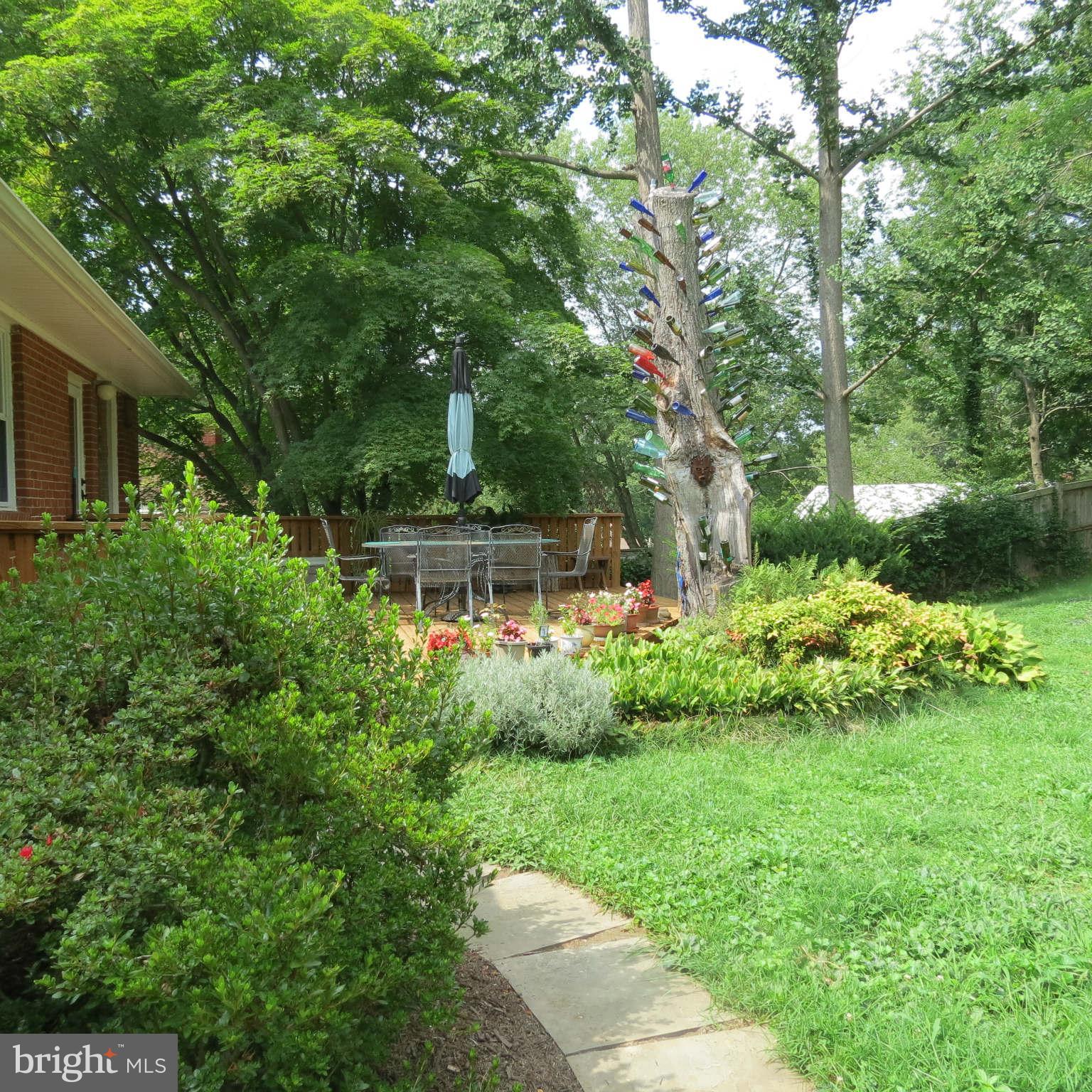 12713 Helen Road Silver Spring, MD 20906 - Photo 17 of 25 Exterior (Rear)