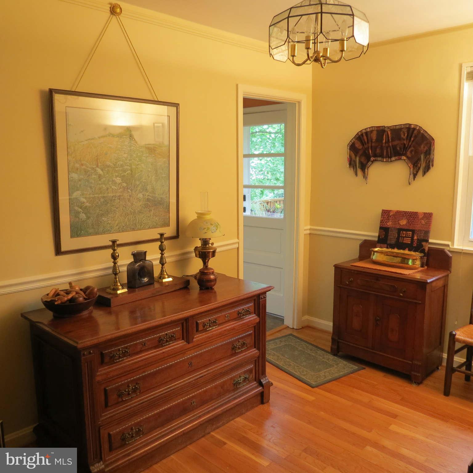 12713 Helen Road Silver Spring, MD 20906 - Photo 6 of 25 Dining Room