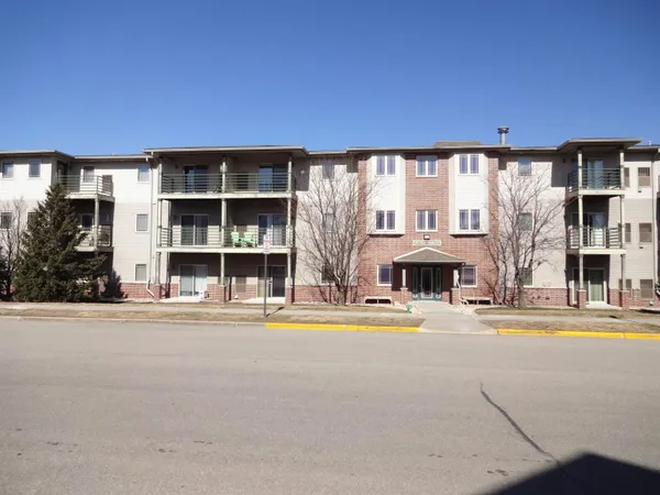 $259,900 | 102 Prairie Heights Drive, Unit 406, Verona, WI 53593