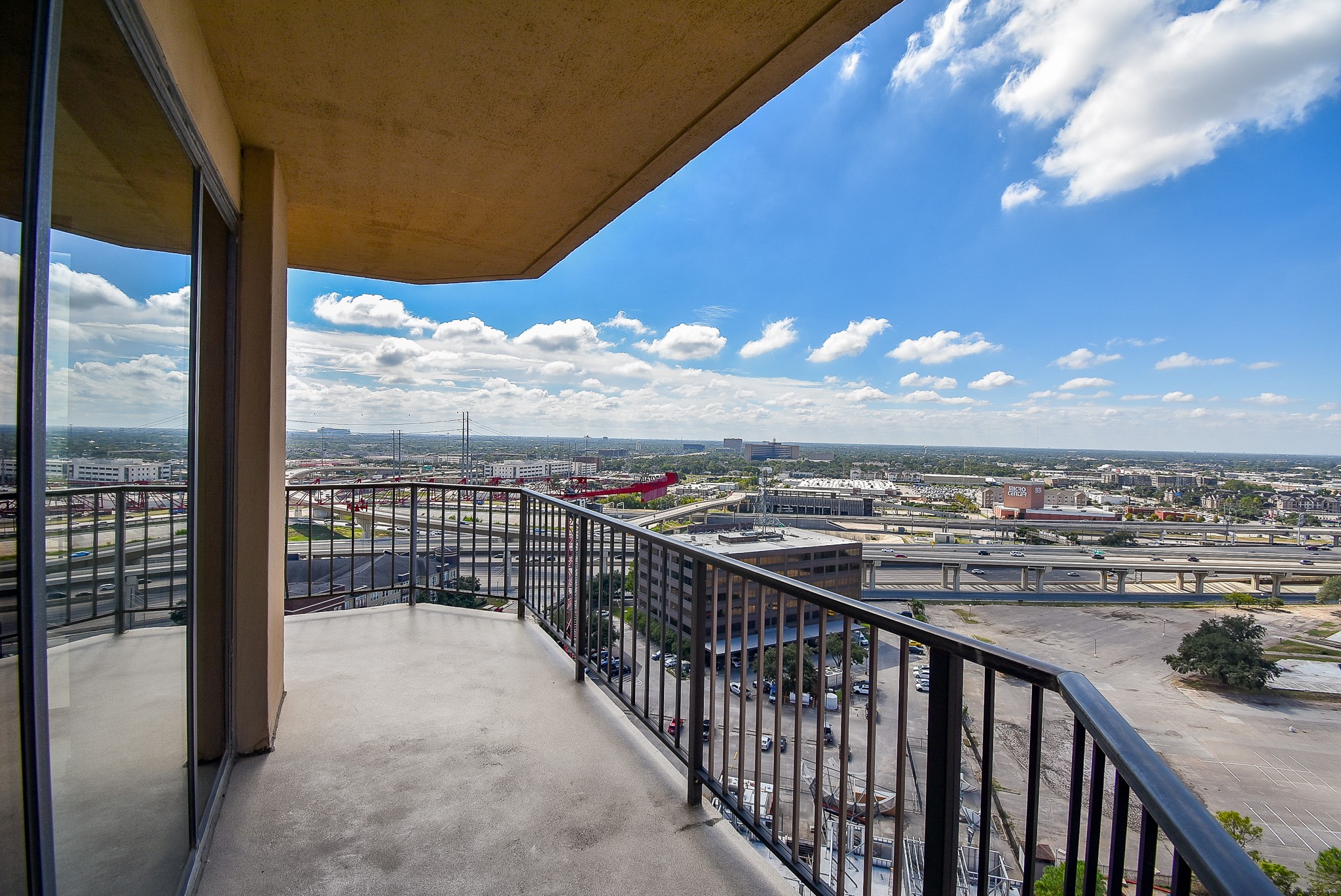3350 McCue Road, Unit 1801 Houston, TX 77056 - Photo 15 of 50 Gallery Image 15