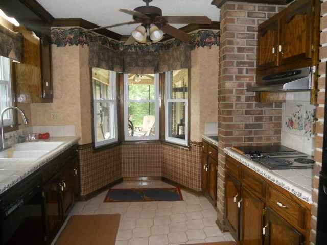 201 Syracuse Road Easley, SC 29642 - Photo 9 of 14