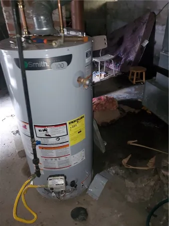 $299,900 | 10 Young Avenue, Warwick, RI 02889