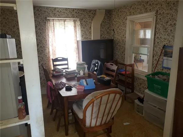 $299,900 | 10 Young Avenue, Warwick, RI 02889