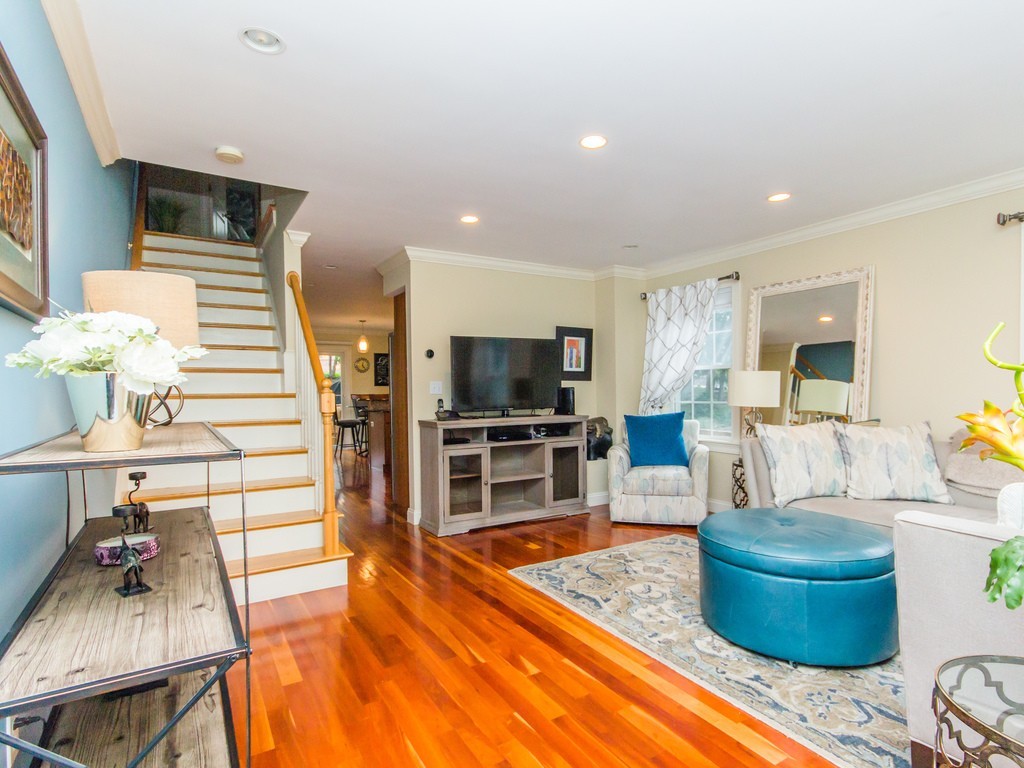 11 Reyem Street, Unit 1 Waltham, MA 02453 - Photo 12 of 25 Gallery Image 12