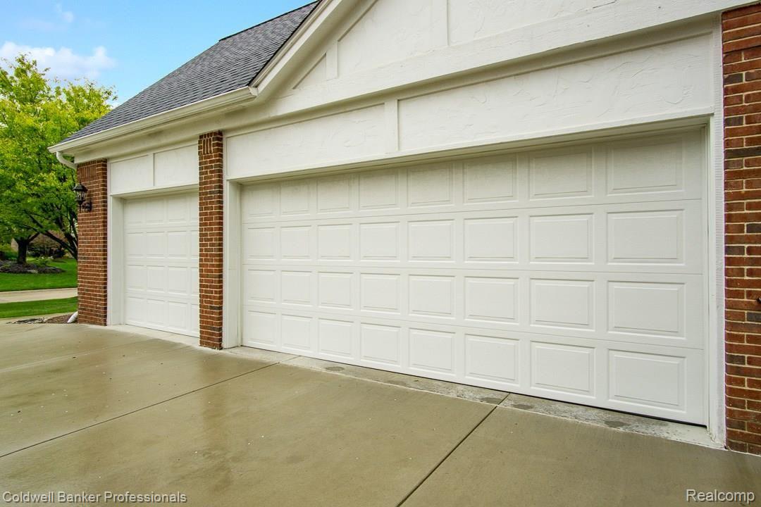 3679 Merriweather Lane Rochester, MI 48306 - Photo 31 of 34 3679-Merriweather-031.jpg